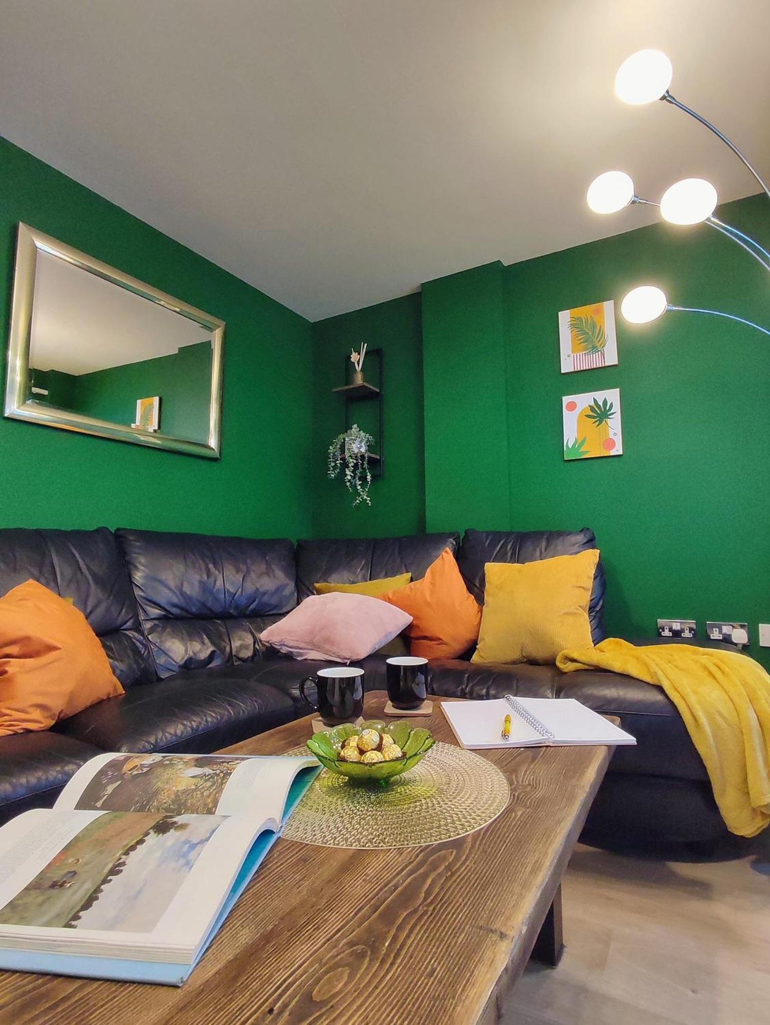 Duplex Apartment In Leeds With King Size Bed - Long Stay Rates Available Extérieur photo